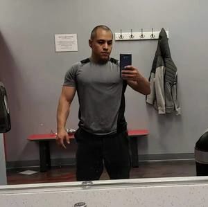 Meet your Posher, Emmanuel